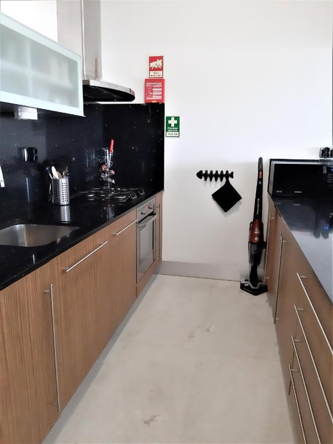 Potato Beach Apartment At Beach Front & Sea View Lagos Exterior foto